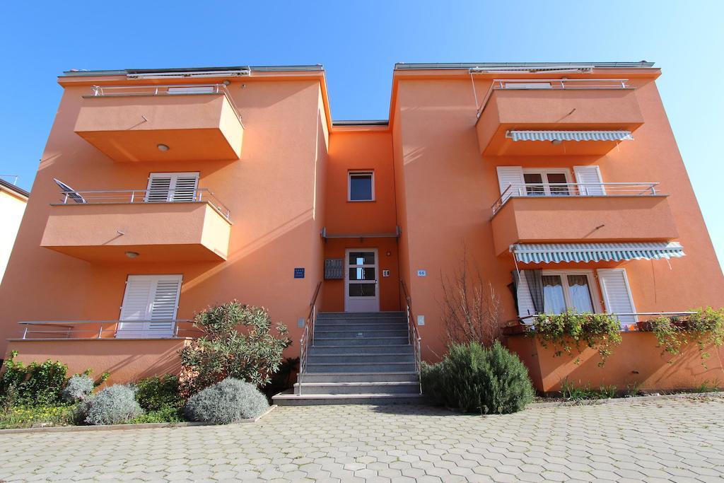 Apartments Hanna Ровінь Екстер'єр фото